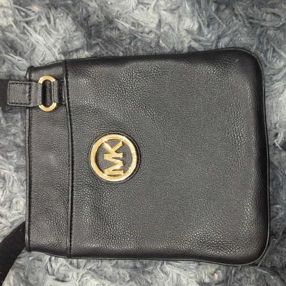 Michael Kors Crossbody Purse - Picture 2 of 13